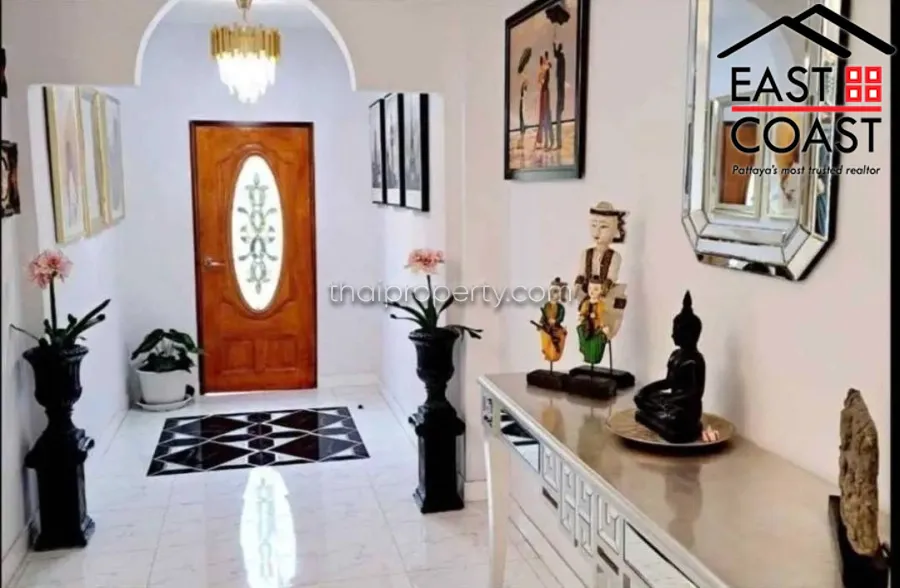Town House photo 3