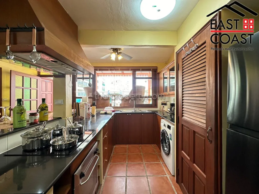 Commercial house photo 16