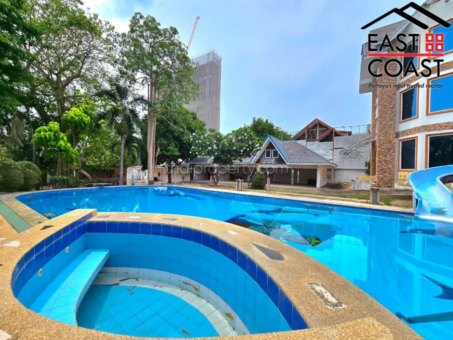 Pratumnuk Pool Villa photo 18