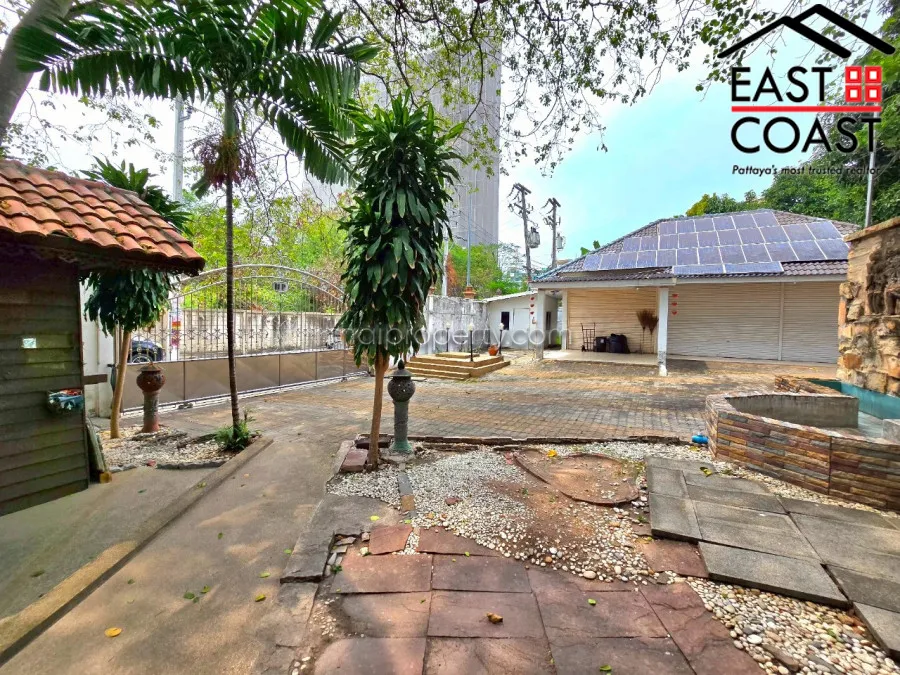 Pratumnuk Pool Villa photo 3