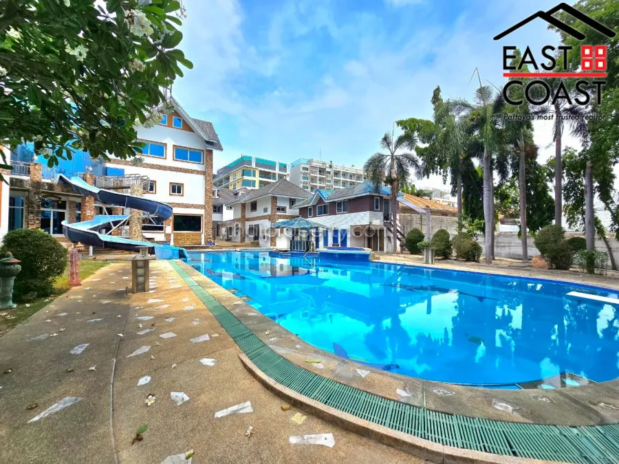 Pratumnuk Pool Villa photo 7