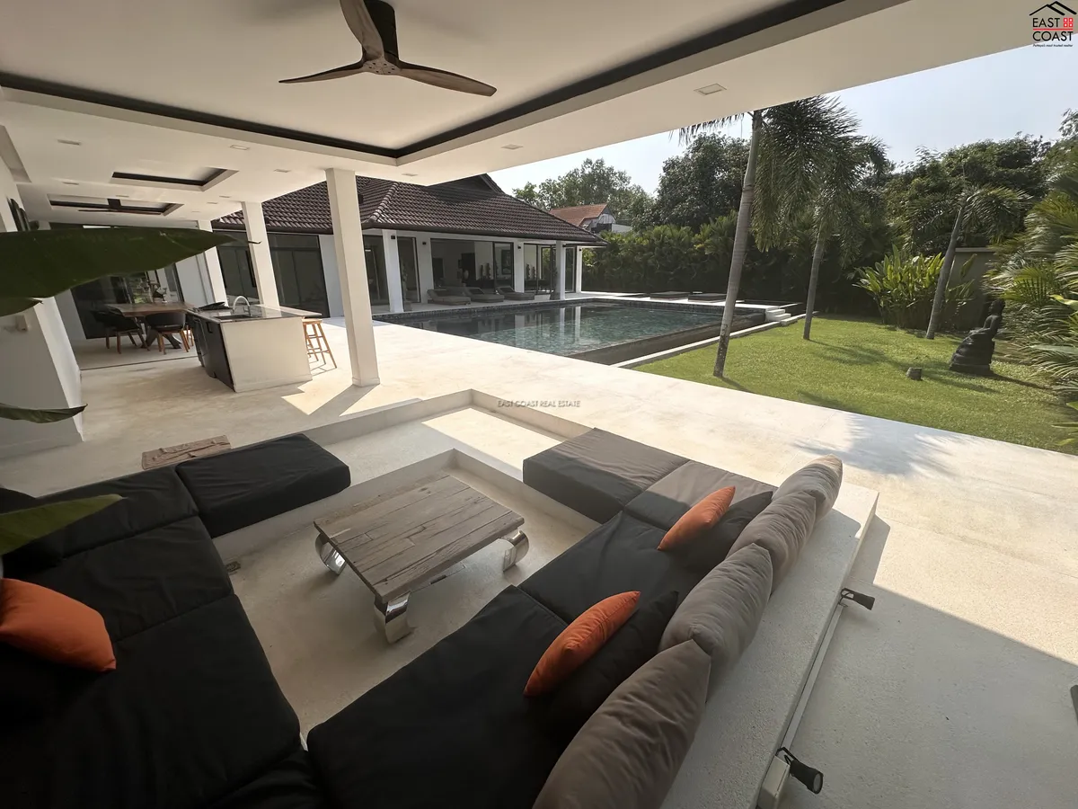 Spectacular Luxury Villa photo 27