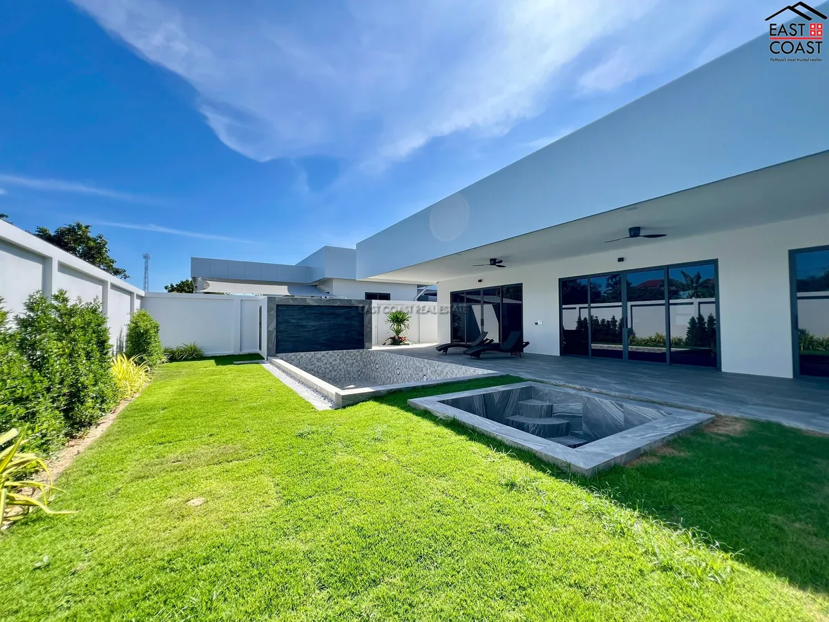 Private Pool Villa in Toongklom Talman