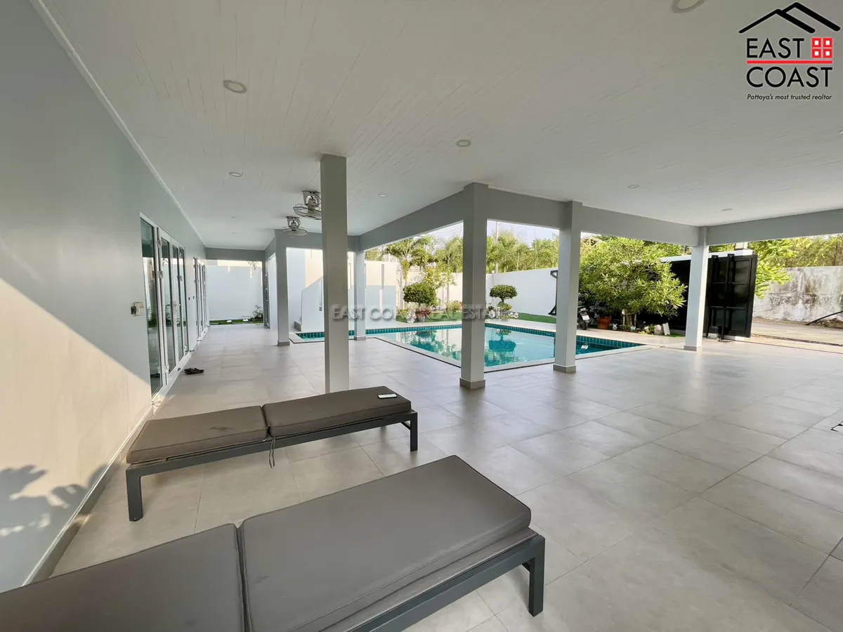 Temple Court Villa photo 5
