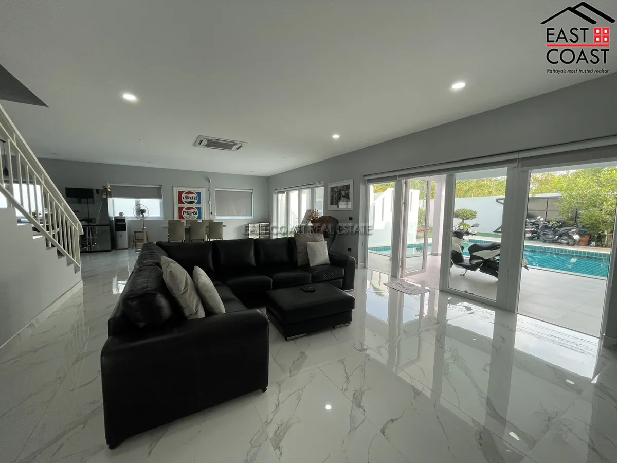Temple Court Villa photo 11