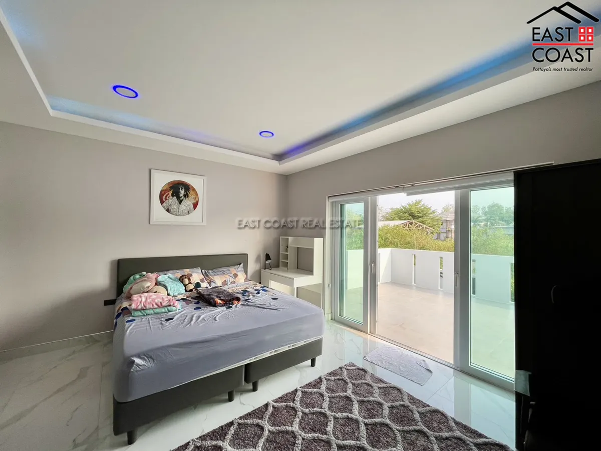 Temple Court Villa photo 13