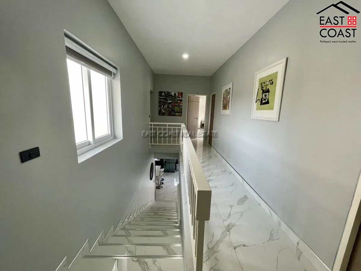 Temple Court Villa photo 17