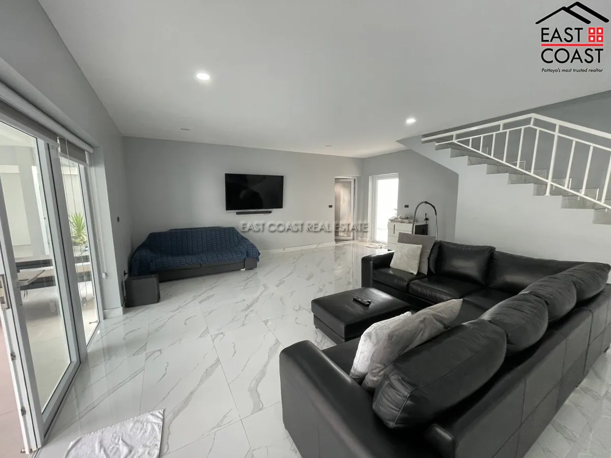 Temple Court Villa photo 22