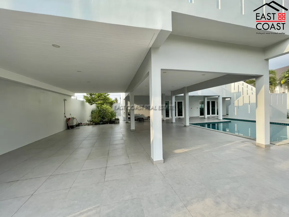 Temple Court Villa photo 23