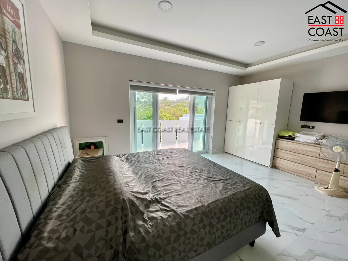Temple Court Villa photo 29