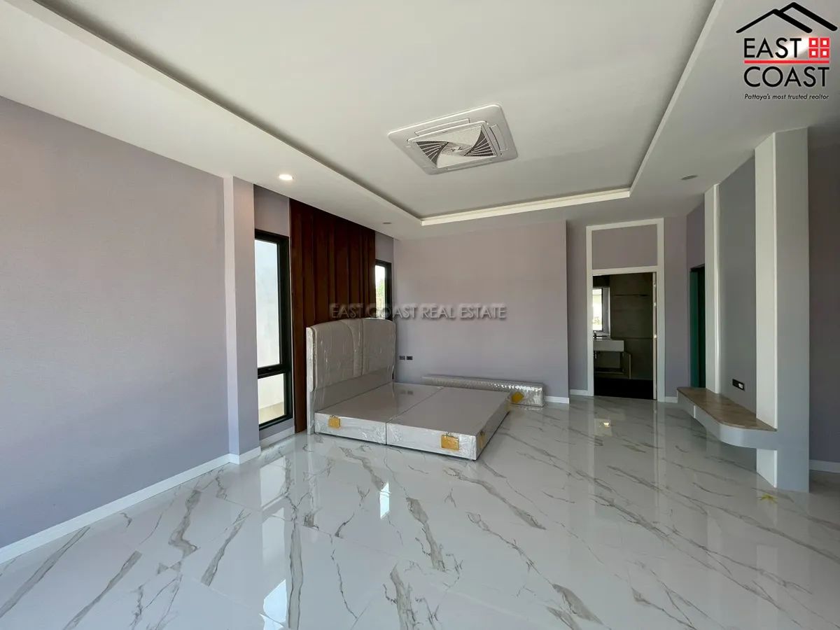 Horseshoe Point photo 17