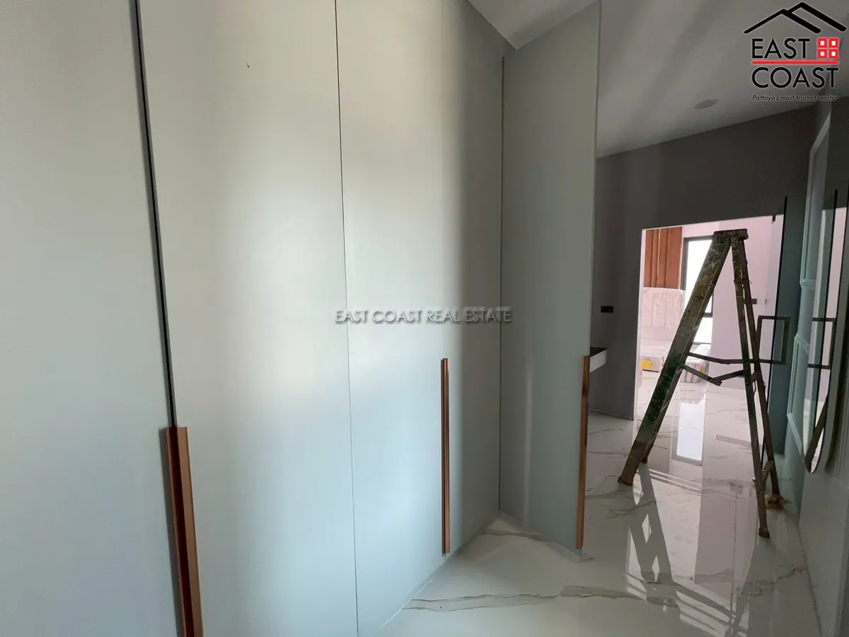 Horseshoe Point photo 18