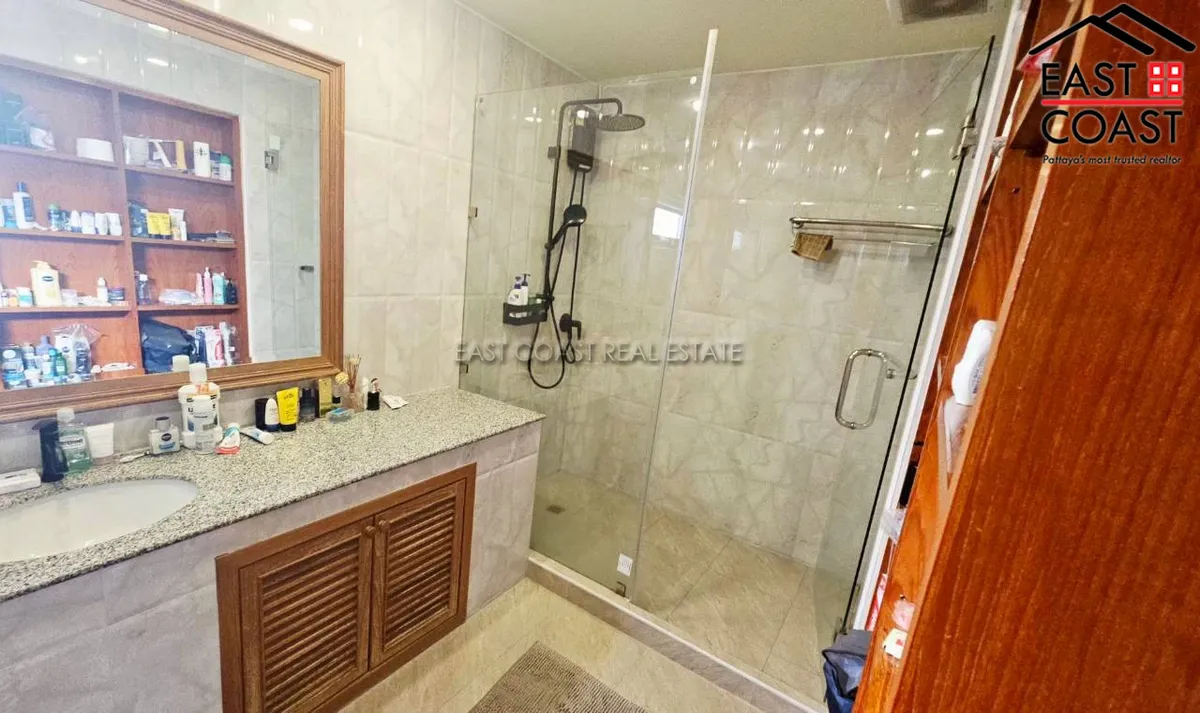 Pattaya Lagoon Pool Villa photo 18