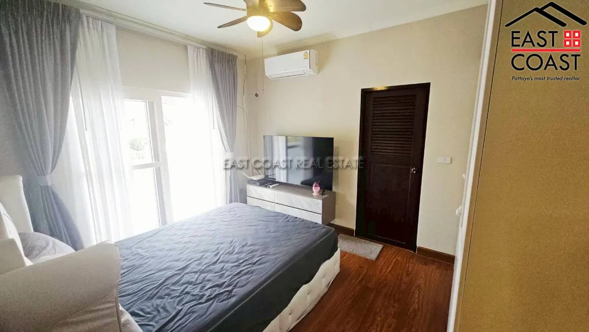 Pattaya Lagoon Pool Villa photo 28