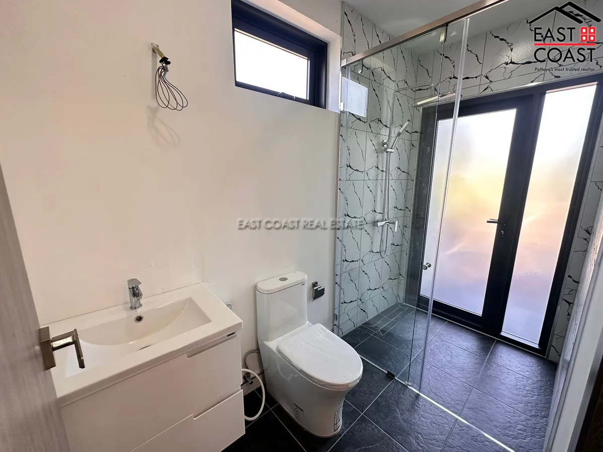 3-Storey House – Huay Yai Main Road photo 3