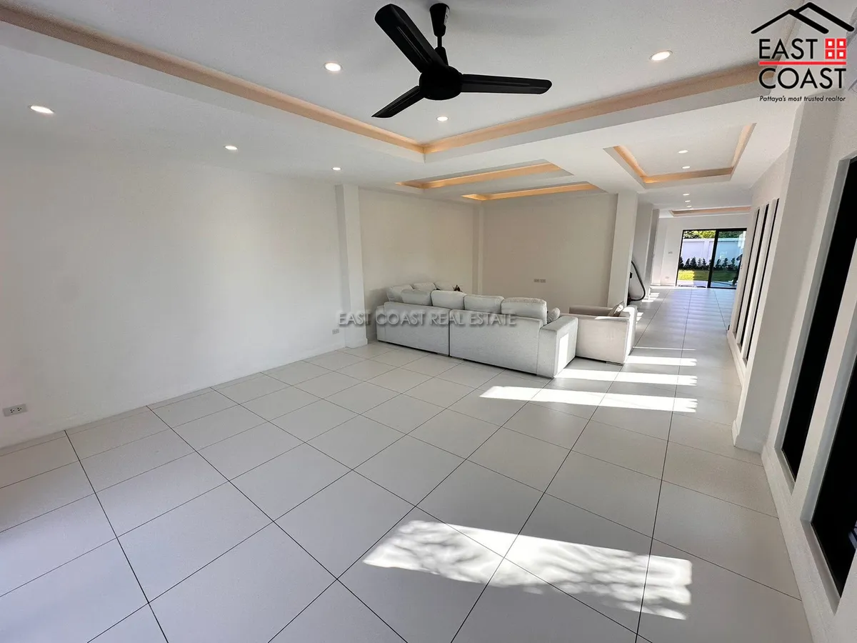 3-Storey House – Huay Yai Main Road photo 7