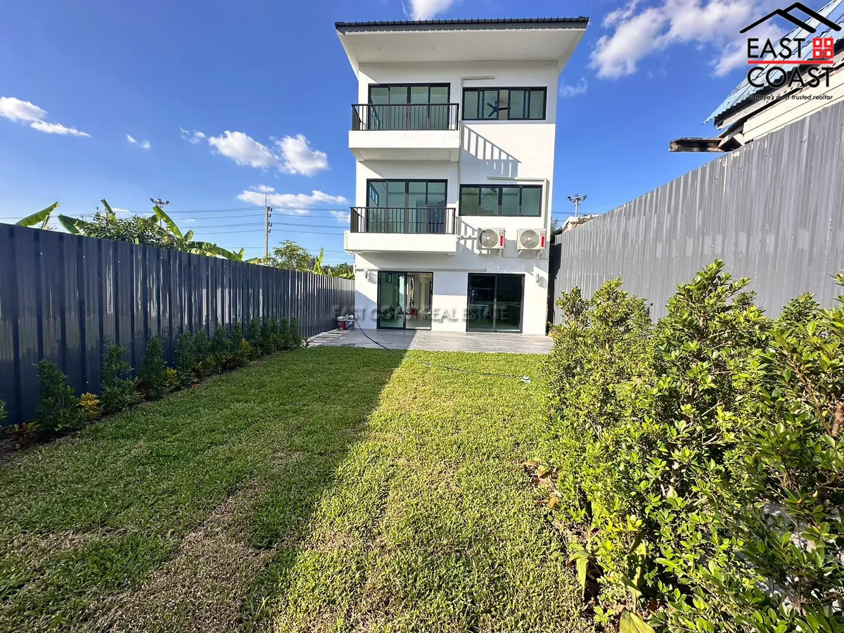 3-Storey House – Huay Yai Main Road photo 15