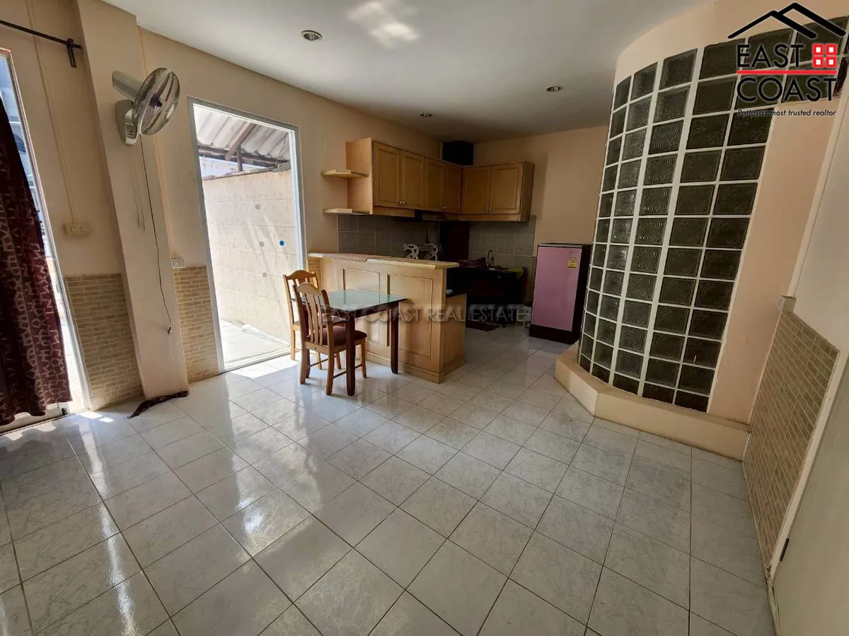 Town house Jomtien photo 9