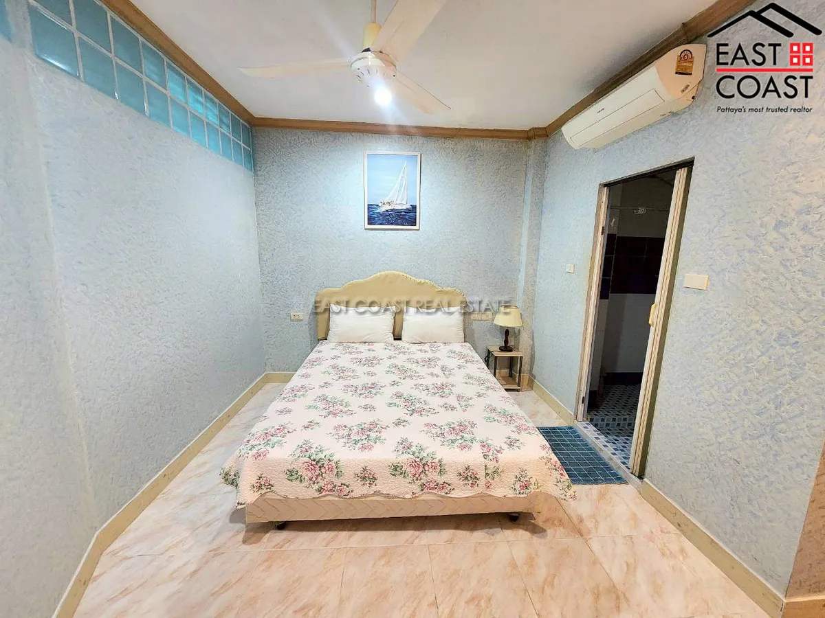 Town house Jomtien photo 15