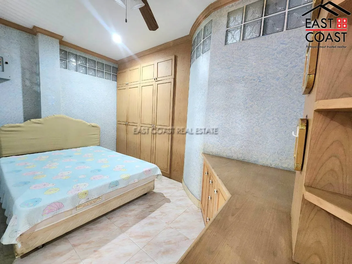 Town house Jomtien photo 23