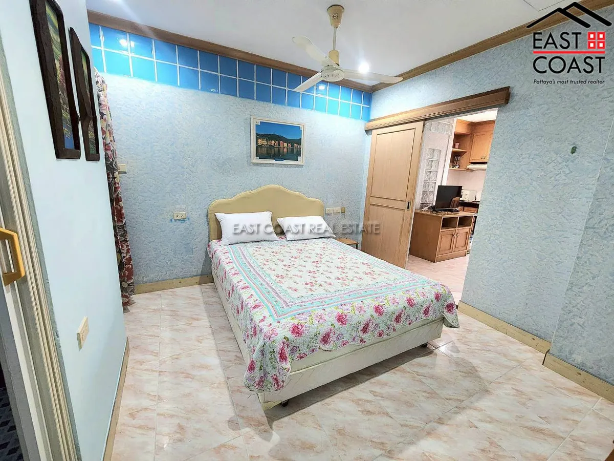 Town house Jomtien photo 25
