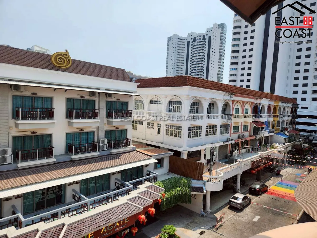 Town house Jomtien photo 32