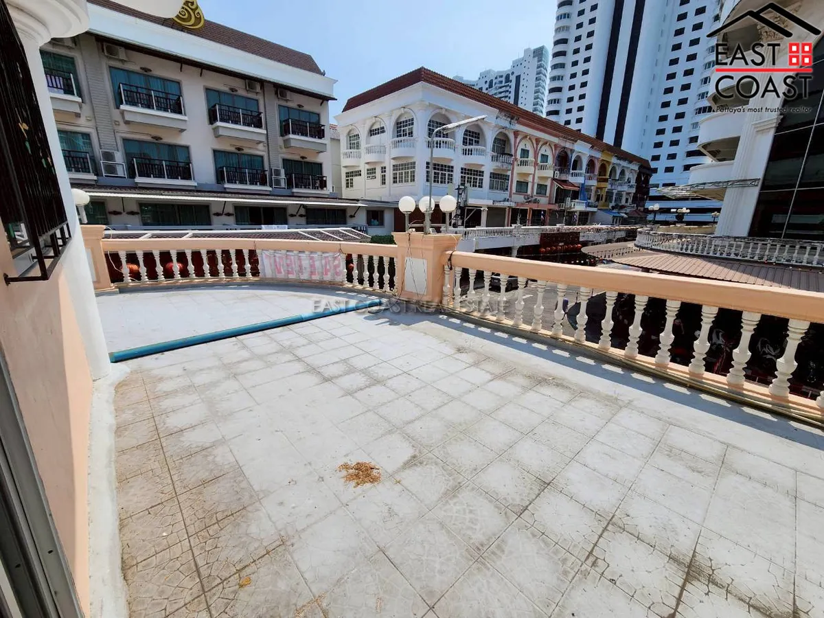 Town house Jomtien photo 37