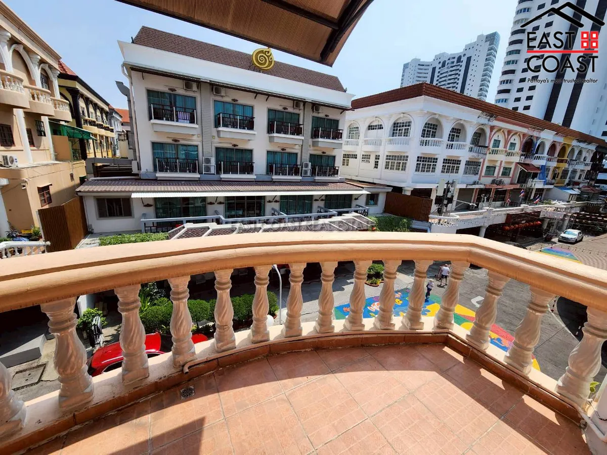 Town house Jomtien photo 40