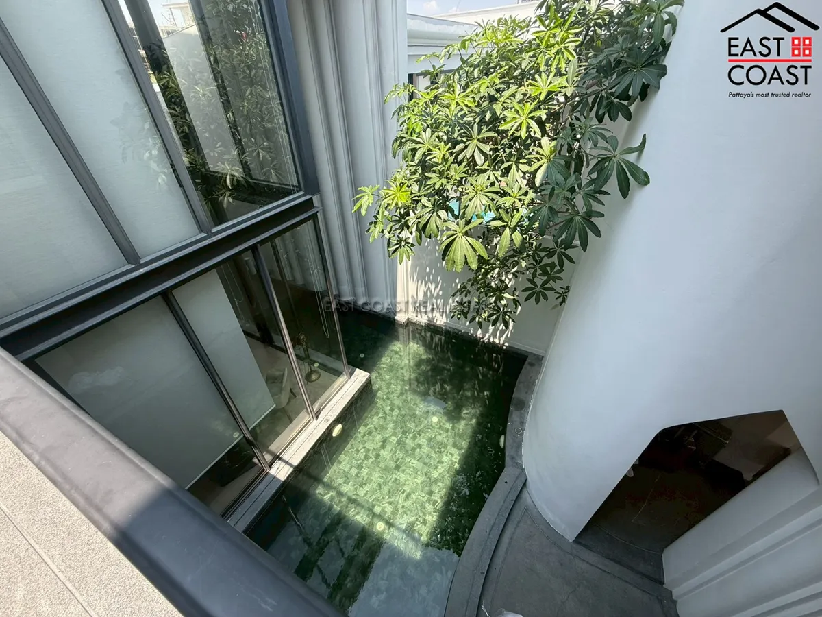 Inara Villa photo 12