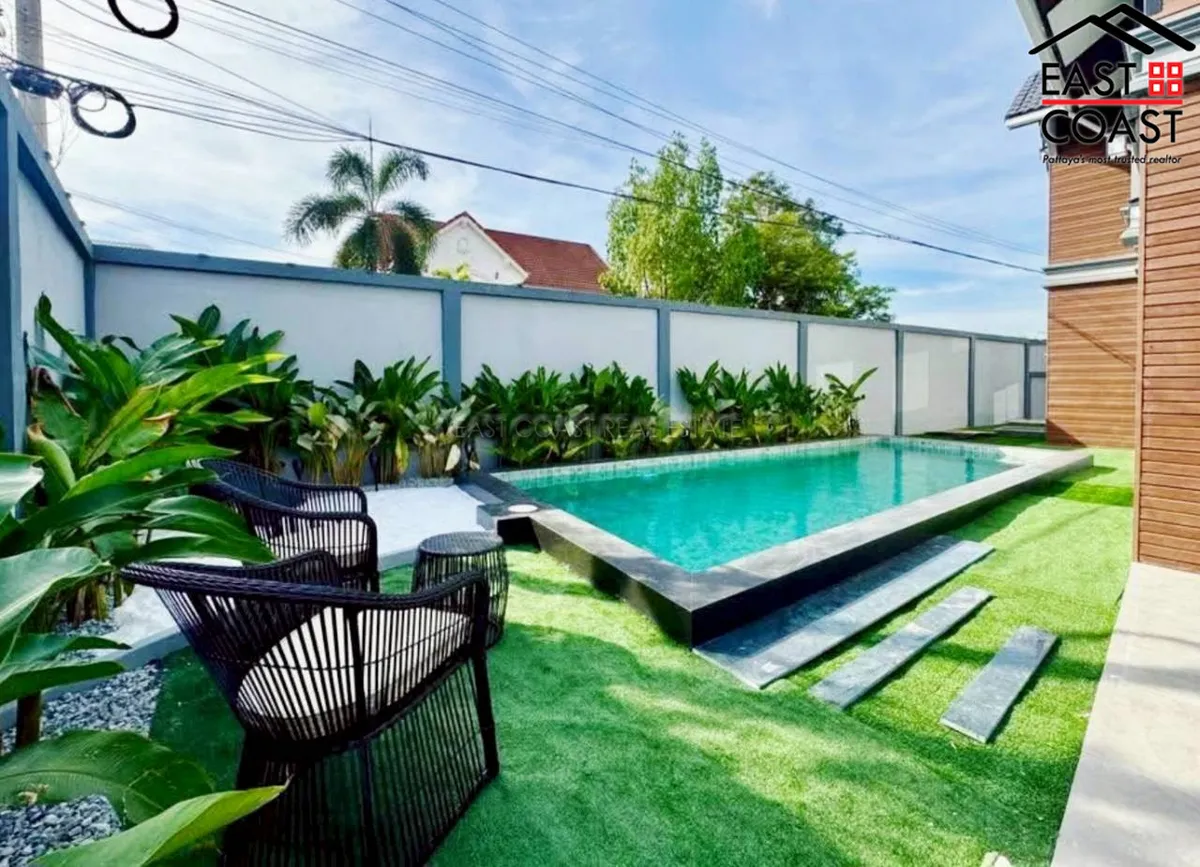 Emerald Pool Villa