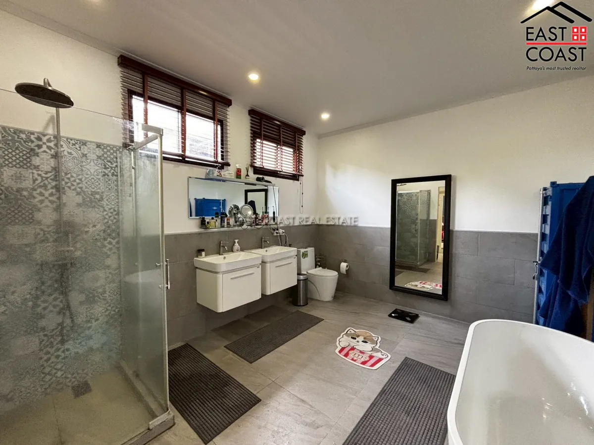 Private Villa photo 32