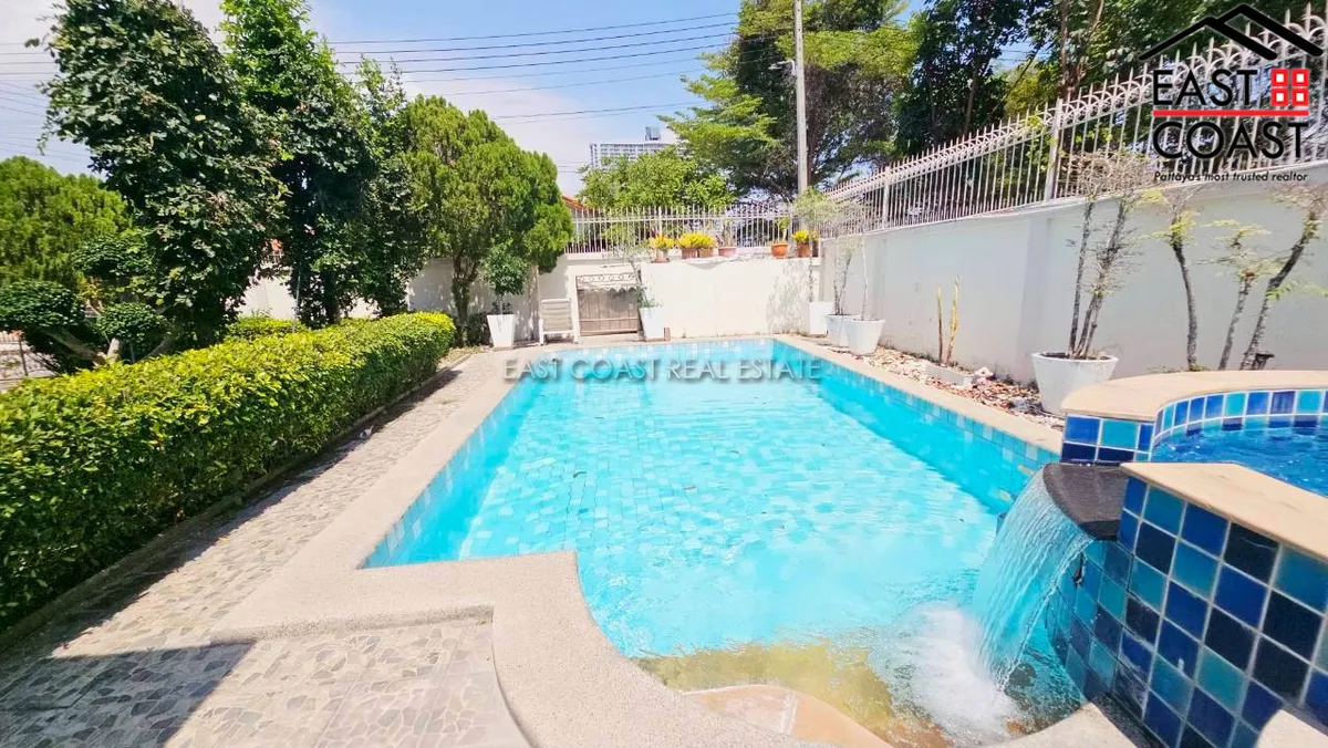 Pool Villa photo 17