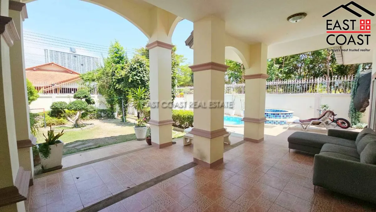 Pool Villa photo 18