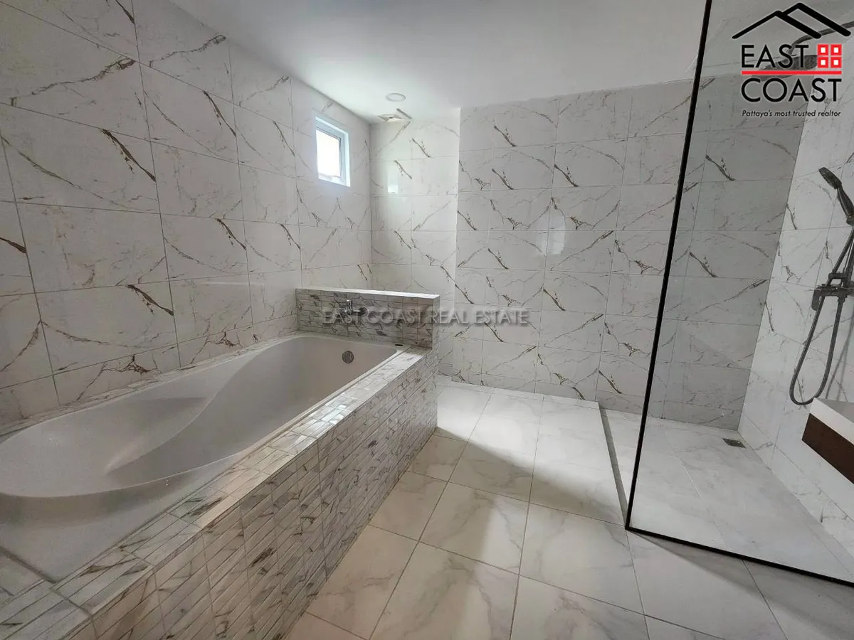 Srisuk villa photo 17