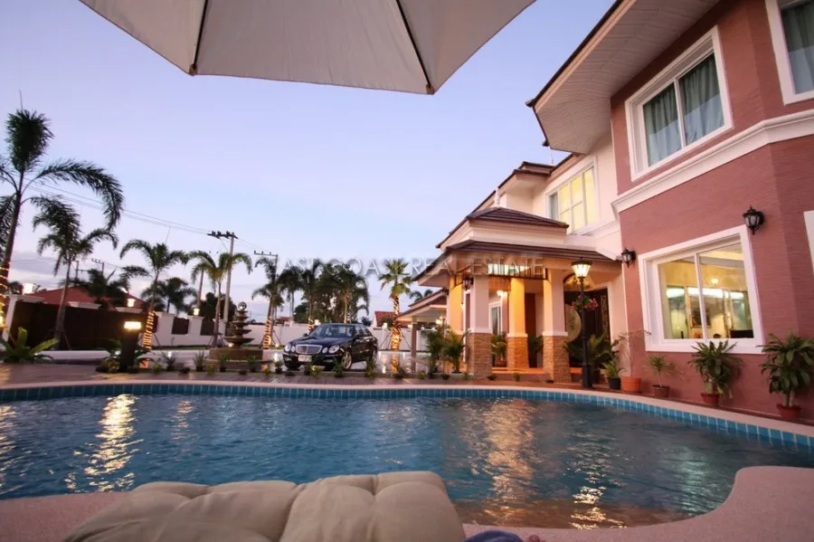 Platinum Villa