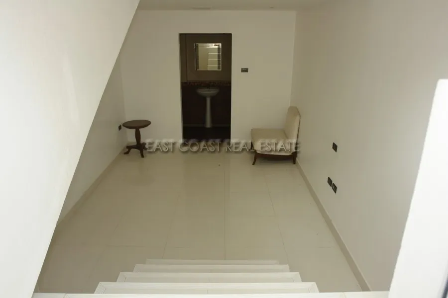 Cosy Beach Mansion photo 6