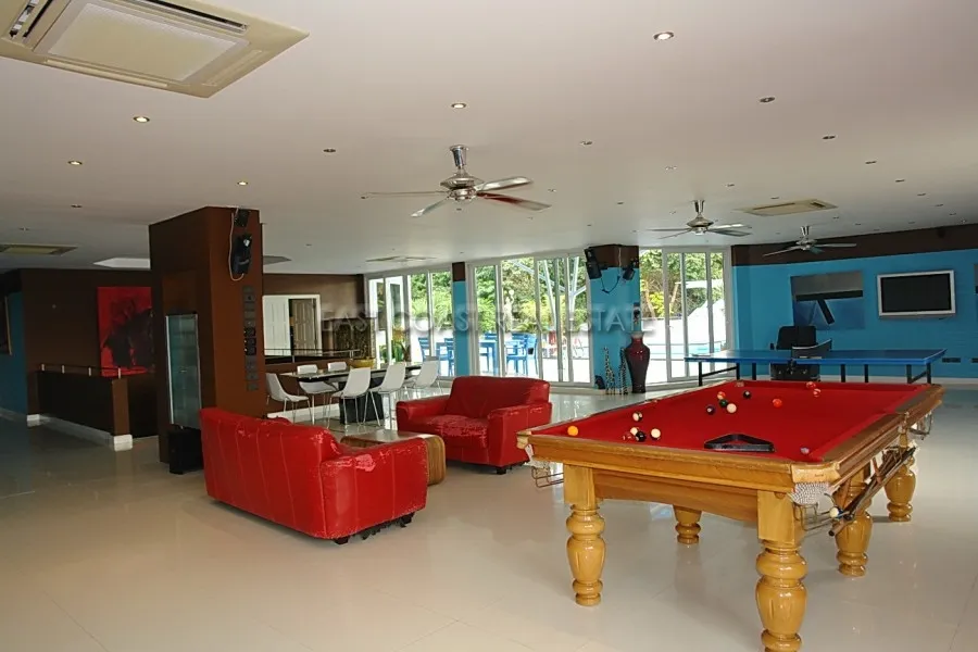 Cosy Beach Mansion photo 29