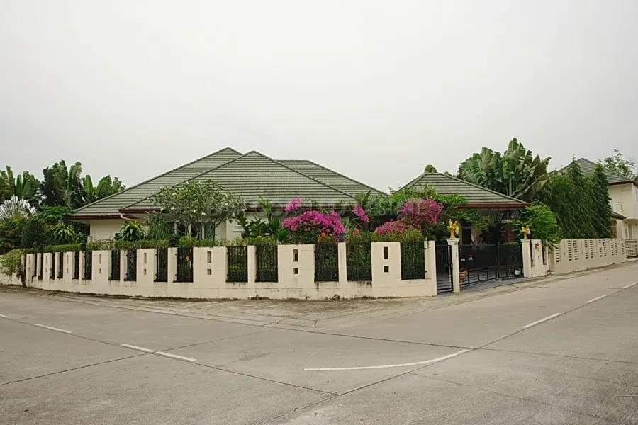 SP5 Village photo 28