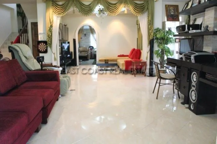 Royal View Village photo 8