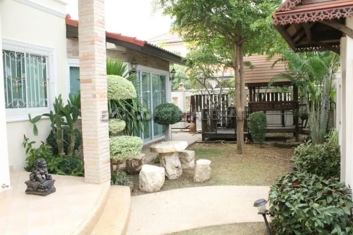 Royal View Village photo 7