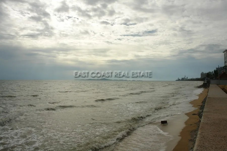 Chom Talay photo 4
