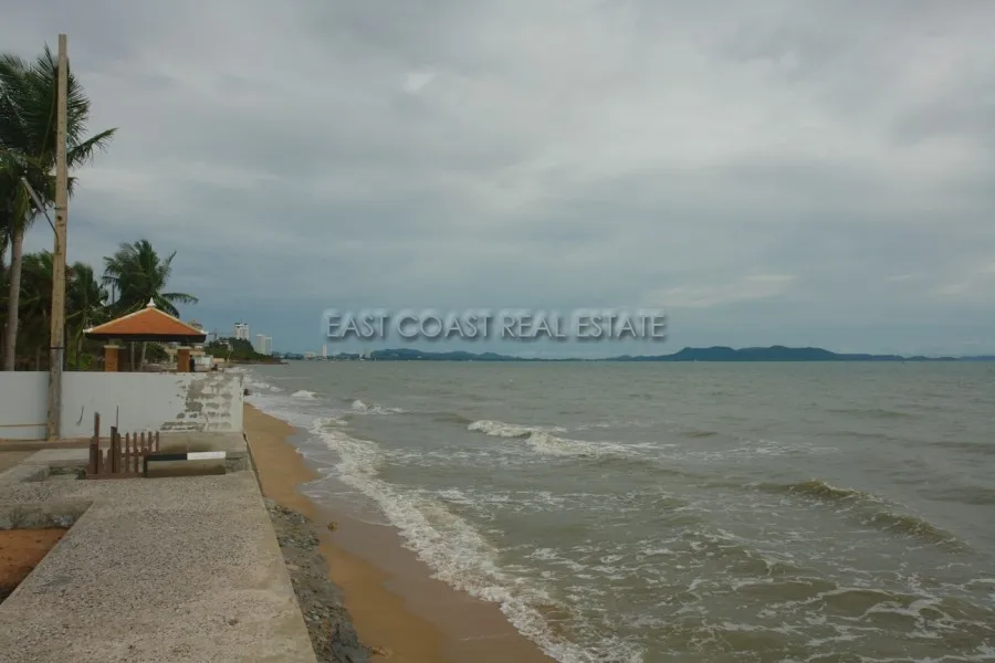 Chom Talay photo 5