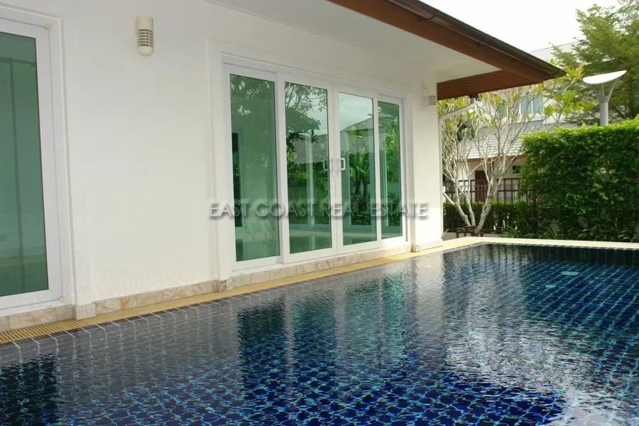 Sea Breeze Villas photo 5