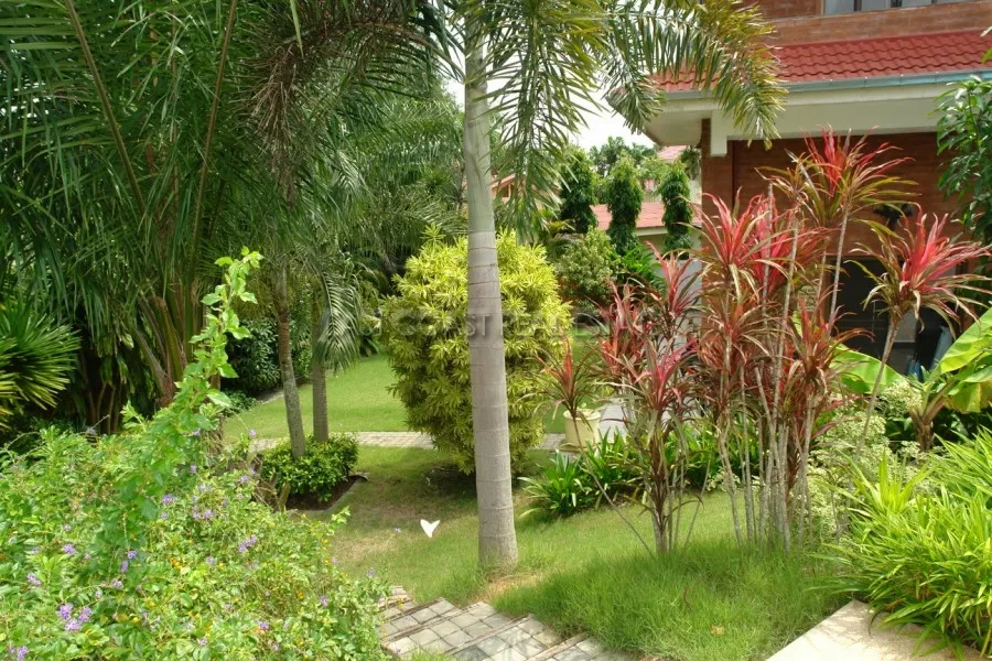 Mabprachan Hill - REDUCED FROM 14,000,000 Baht photo 6