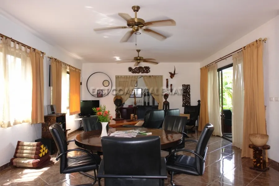 Mabprachan Hill - REDUCED FROM 14,000,000 Baht photo 11