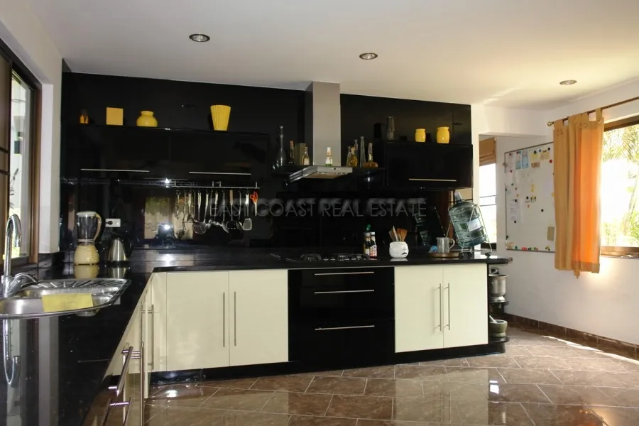 Mabprachan Hill - REDUCED FROM 14,000,000 Baht photo 15