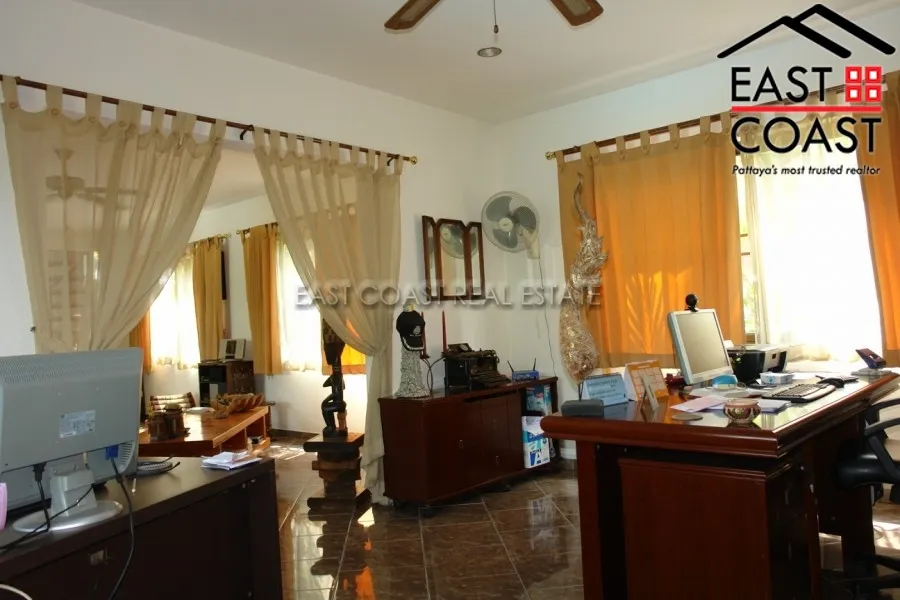 Mabprachan Hill - REDUCED FROM 14,000,000 Baht photo 14