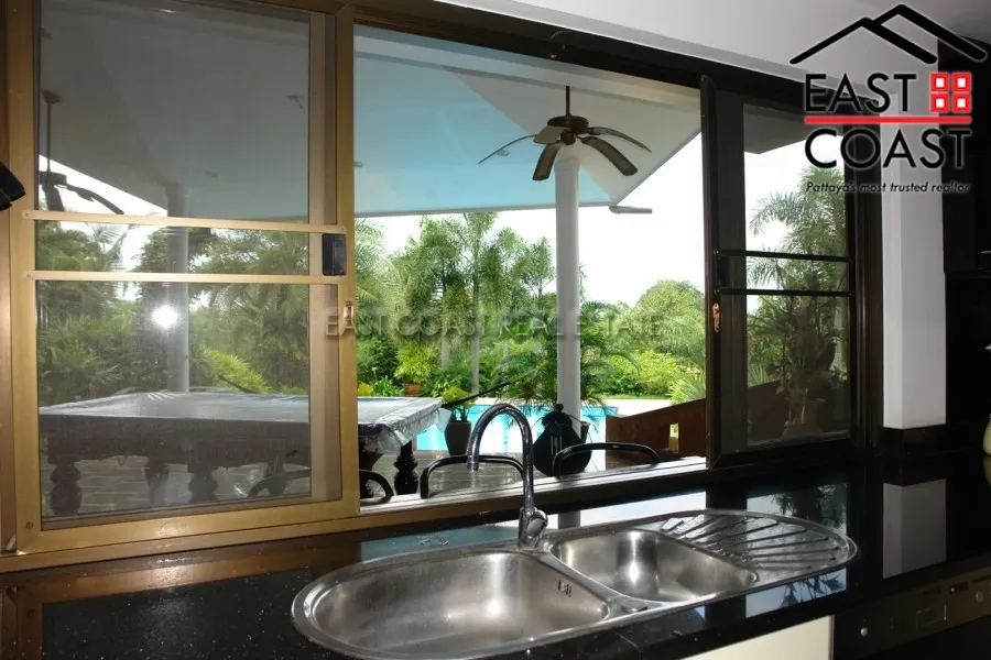 Mabprachan Hill - REDUCED FROM 14,000,000 Baht photo 16