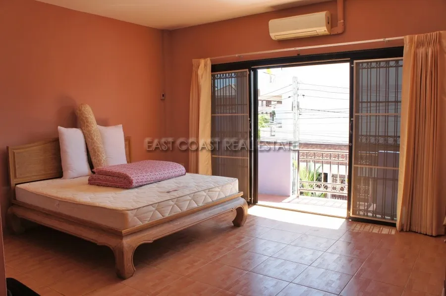 Jomtien Townhouse photo 6
