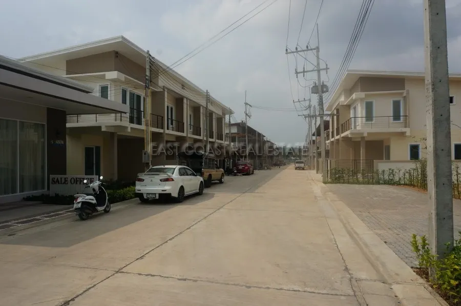 Sansuk Town photo 4